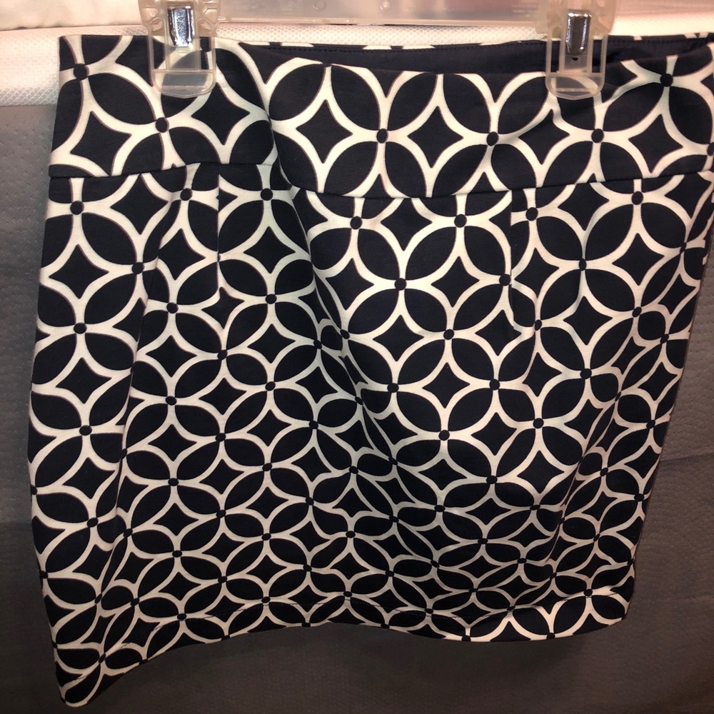 ✨Banana Republic Navy Skirt✨